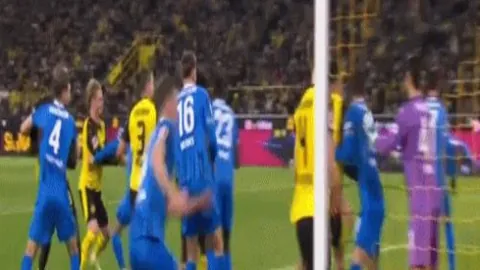 曼联力克埃弗顿，拉什福德双响助阵挑战阿莫林新标杆